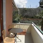 Lemon B&B