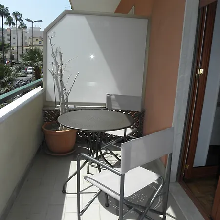 Lemon Bed & Breakfast 3*