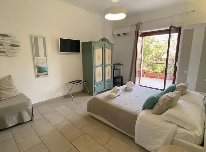 Lemon Bed & Breakfast 3*