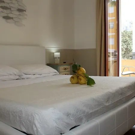 Lemon Bed & Breakfast 3*